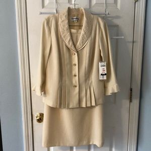 NWT! 2-piece Beaded Jacket & Maxi-skirt Combo. Special occasion/evening wear